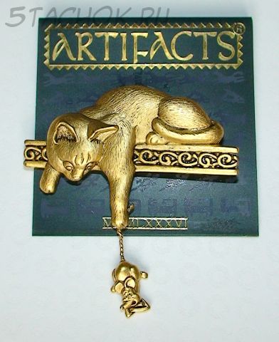 Брошь "Кошка и сердитая мышка" под античное золото
