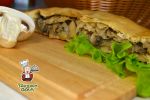 пирог из сдобного теста с капустой и грибами