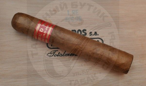 Кубинские сигары PARTAGAS SERIE D №4