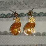 Серьги-гвоздики "Рыжая кошка" из стекловидной эмали