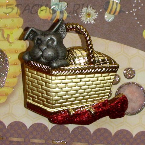 Брошь "Тотошка и волшебные башмачки" под олово/золото