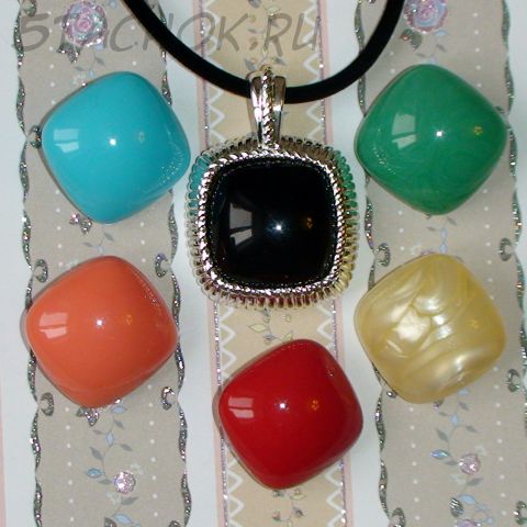 Кулон под серебро с 6 сменными камнями