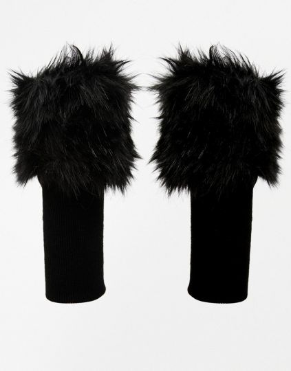 Манжеты с искусственным мехом ASOS