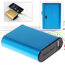 Внешний аккумулятор для iPhone 4/4S, iPad 1/2, PSP, MP3/MP4 на 5000 mAh