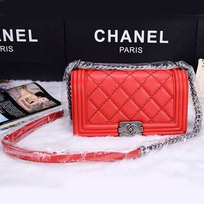 Сумка Chanel Boy Shoulder Bag