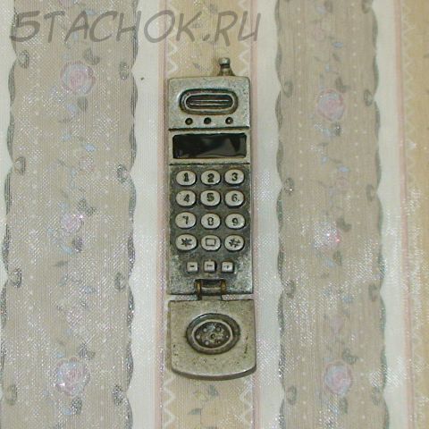 Брошь "Раритетный сотовый телефон" под олово