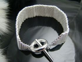 Браслет Tiffani&Co. B090
