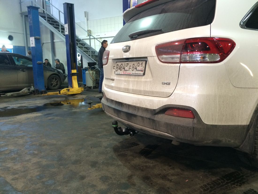 Фаркоп Лидер Плюс для KIA SORENTO ( 2015-2018) (дизель, бензин) / HYUNDAI SANTA FE ( 2015-2018) (дизель)