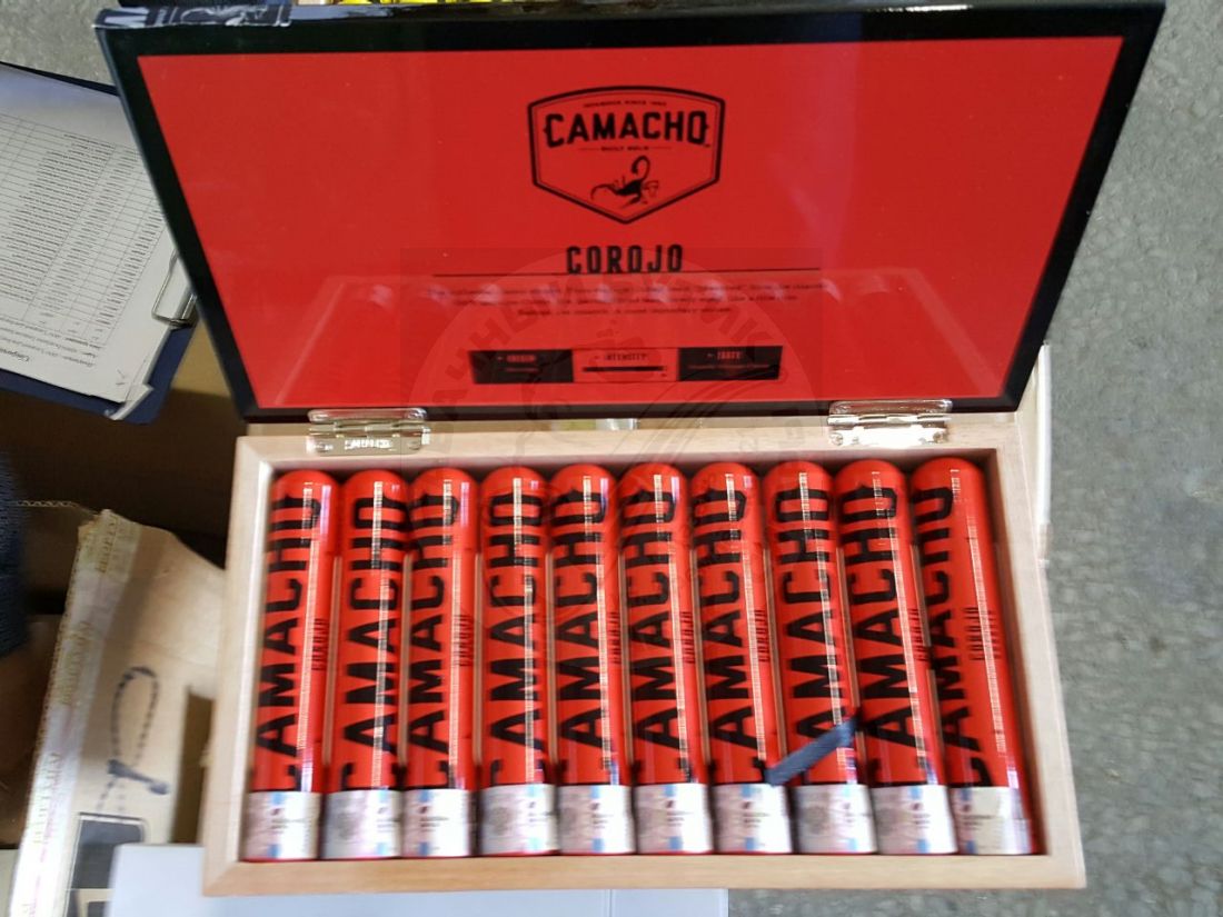 Camacho Corojo Robusto Tubos*10