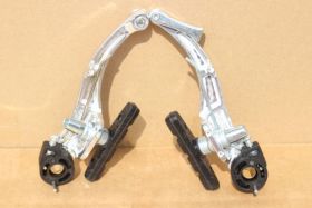 Тормоз задний V-brake (ви брейки), в комплекте с колодками
