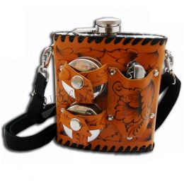 Фляжка объёмом 0,5 с художественным выжиганием + 2 стаканчика и нож