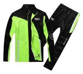 Спортивный костюм утепленный Total 90