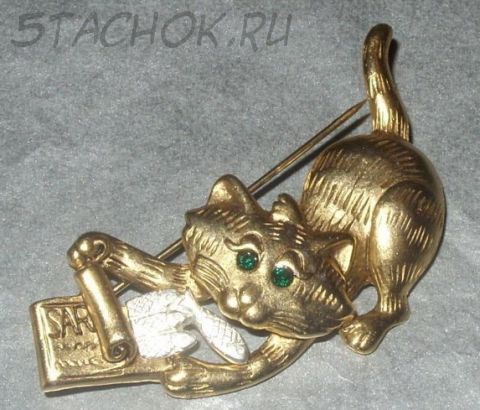 Брошь "Котик и сардины" под золото