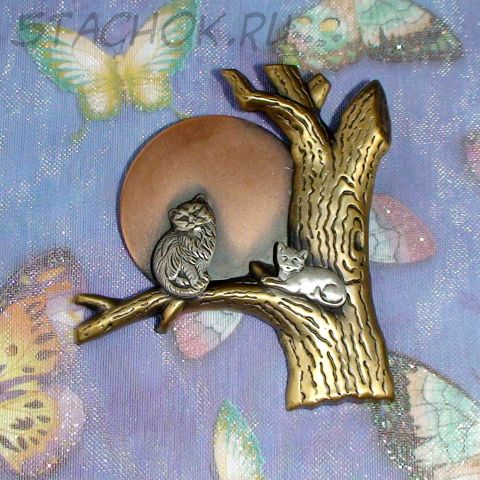 Брошь "Влюбленные коты на дереве" под чеканку