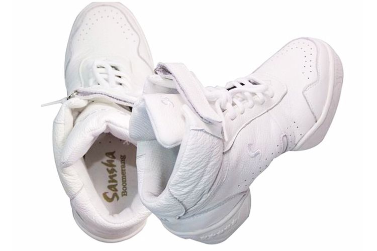 Кроссовки art05