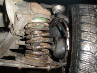 Проставки над передними пружинами 25 мм для Нива, lada 4x4, Shevy niva.