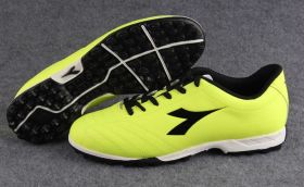 Бутсы футбольные Diadora 650 II TF многошиповки