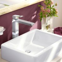 высокий смеситель для раковины Grohe Eurocube 23406000