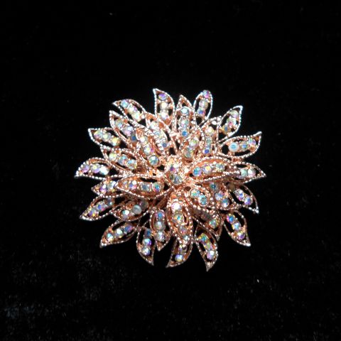 Брошь "Хризантема" цвет розового золота (США)