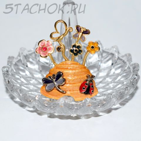 Брошь "Веселая компания у муравейника" (KC Kenneth Cole США)