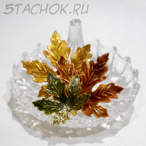 Брошь "Прекрасные кленовые листочки" (США)