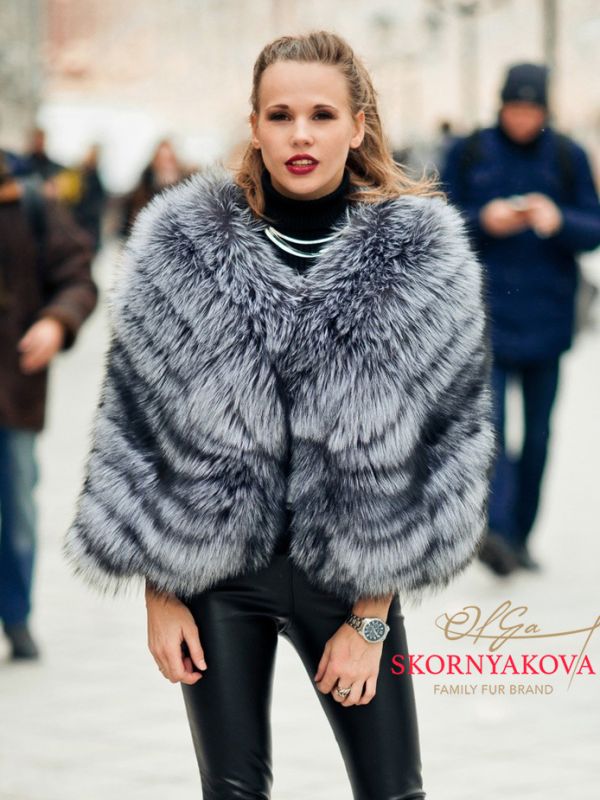 Большой меховой палантин из лисы «Северный свет»