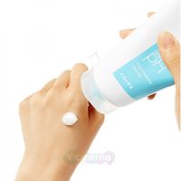 CosRX Low-pH First Cleansing Milk Gel