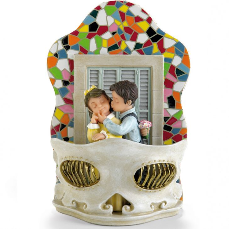 Коллекционная статуэтка из испанской коллекции -  784014 Влюбленные на балконе