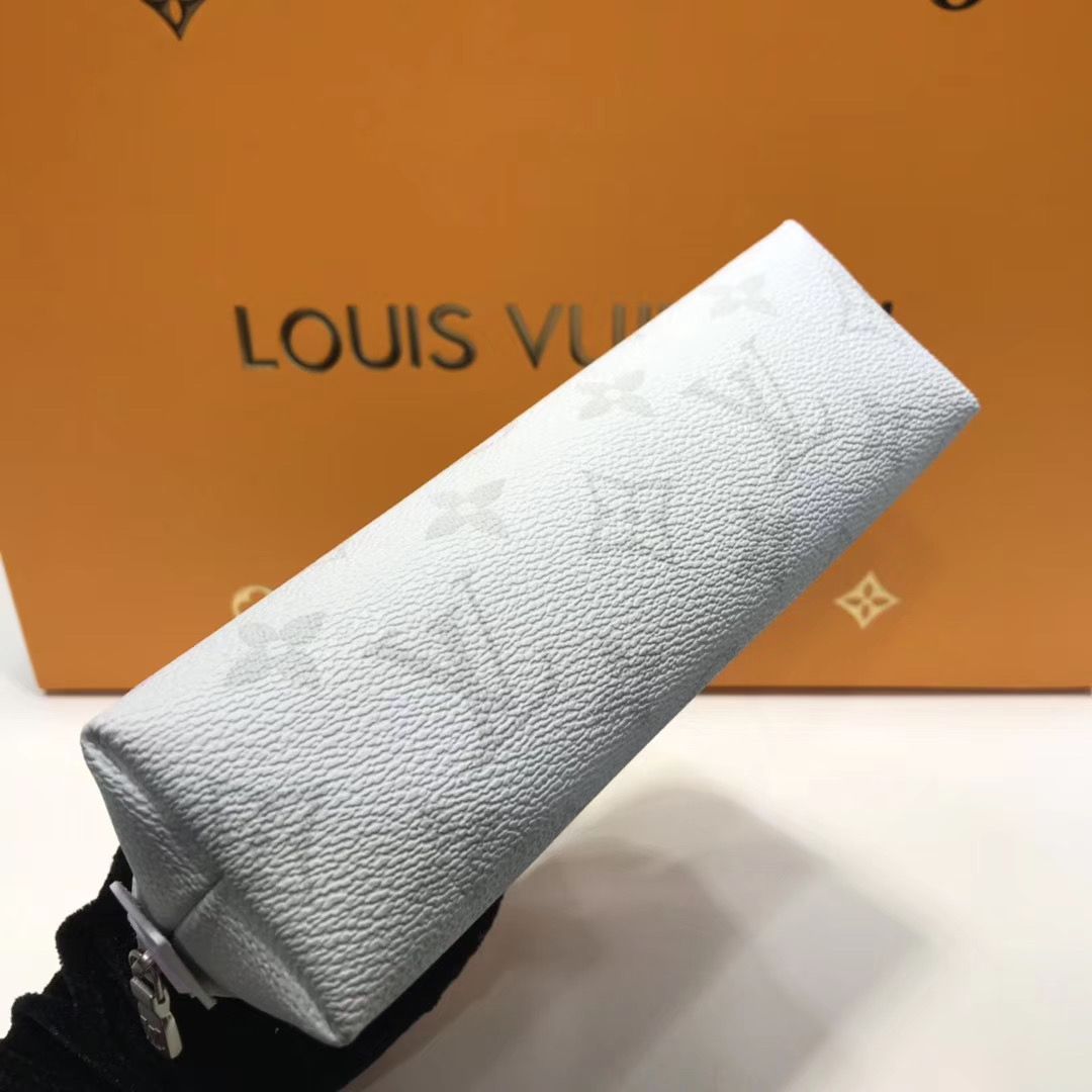 Косметичка Louis Vuitton