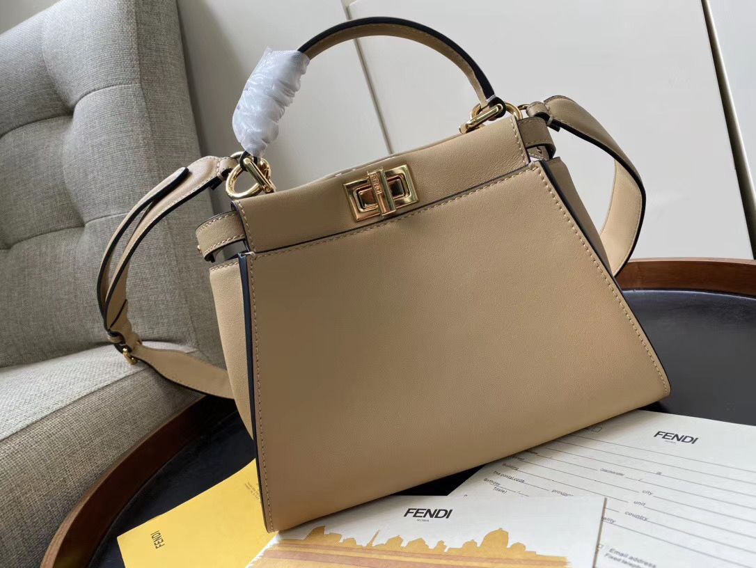 Fendi Peek-a-boo 23 cm