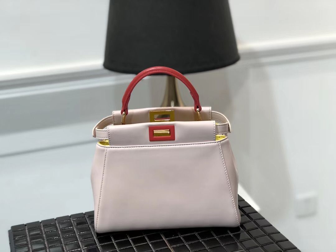 Fendi Peek-a-boo Mini 23 cm