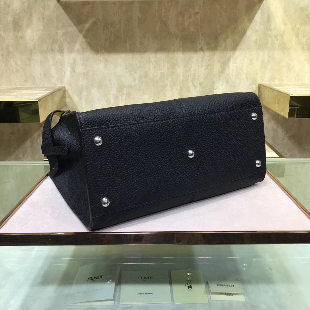 FENDI LOGO PEEK-A-BOO 30 cm