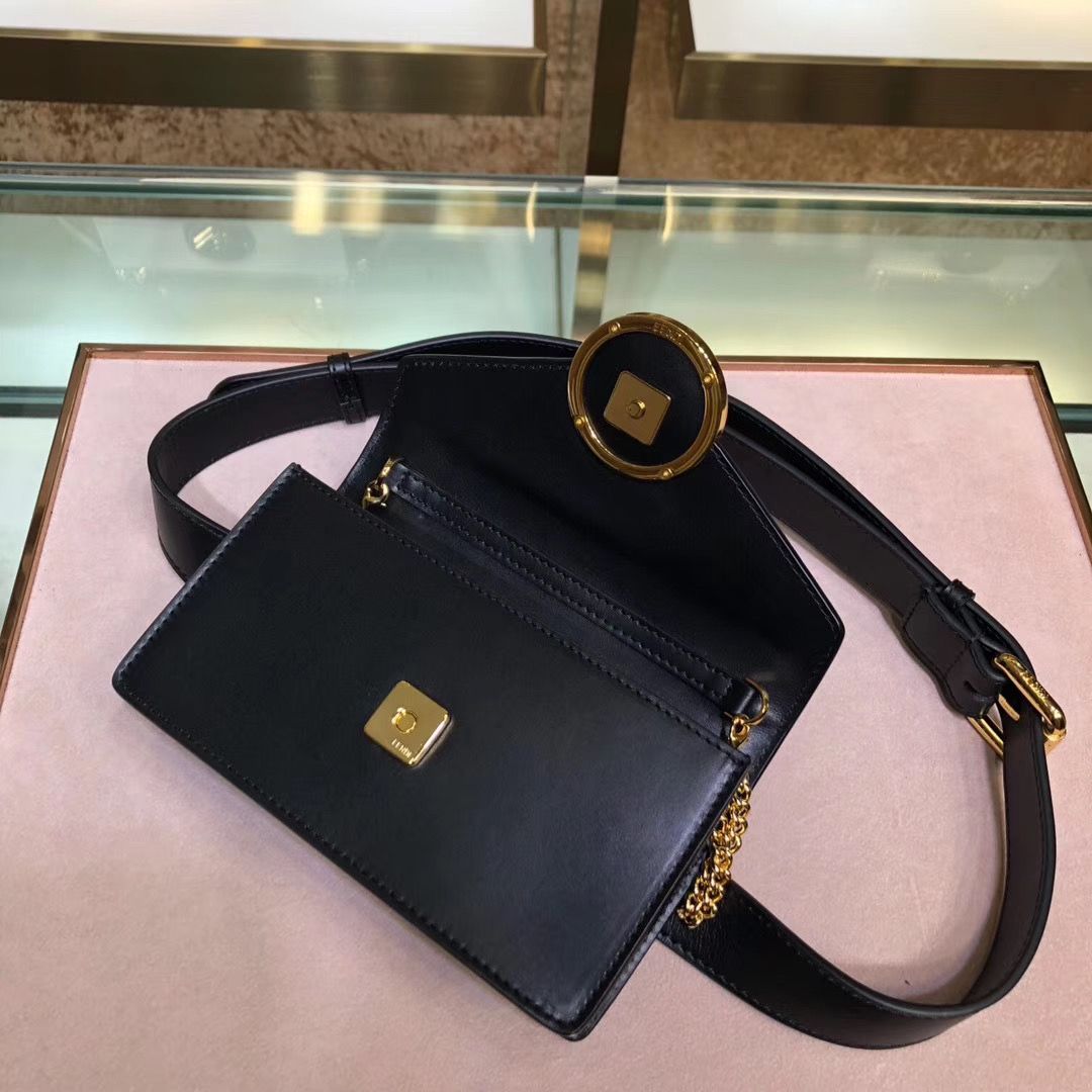 Поясная сумка FENDI