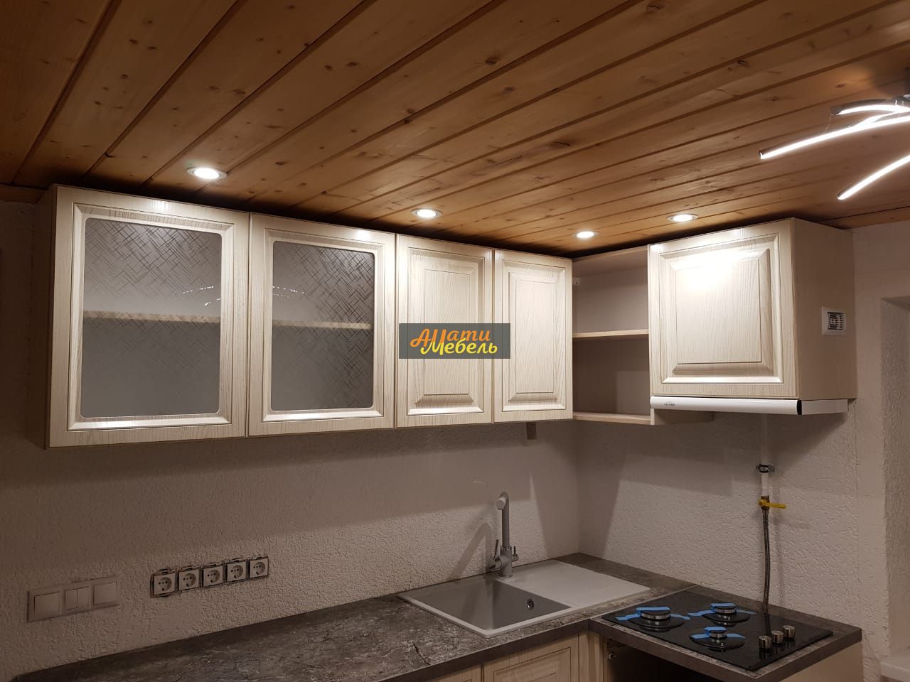 Кухонный гарнитур