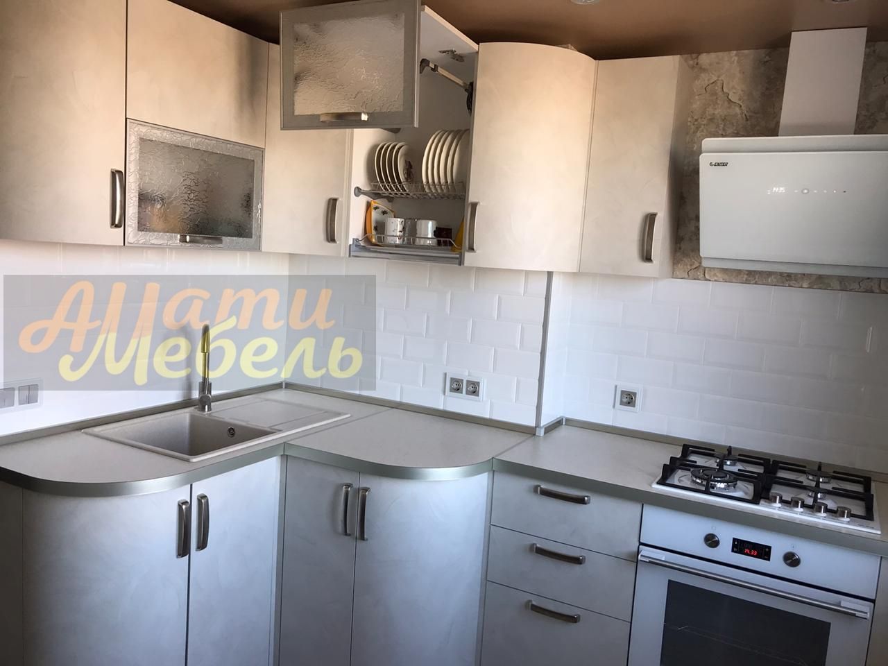 Кухонный гарнитур