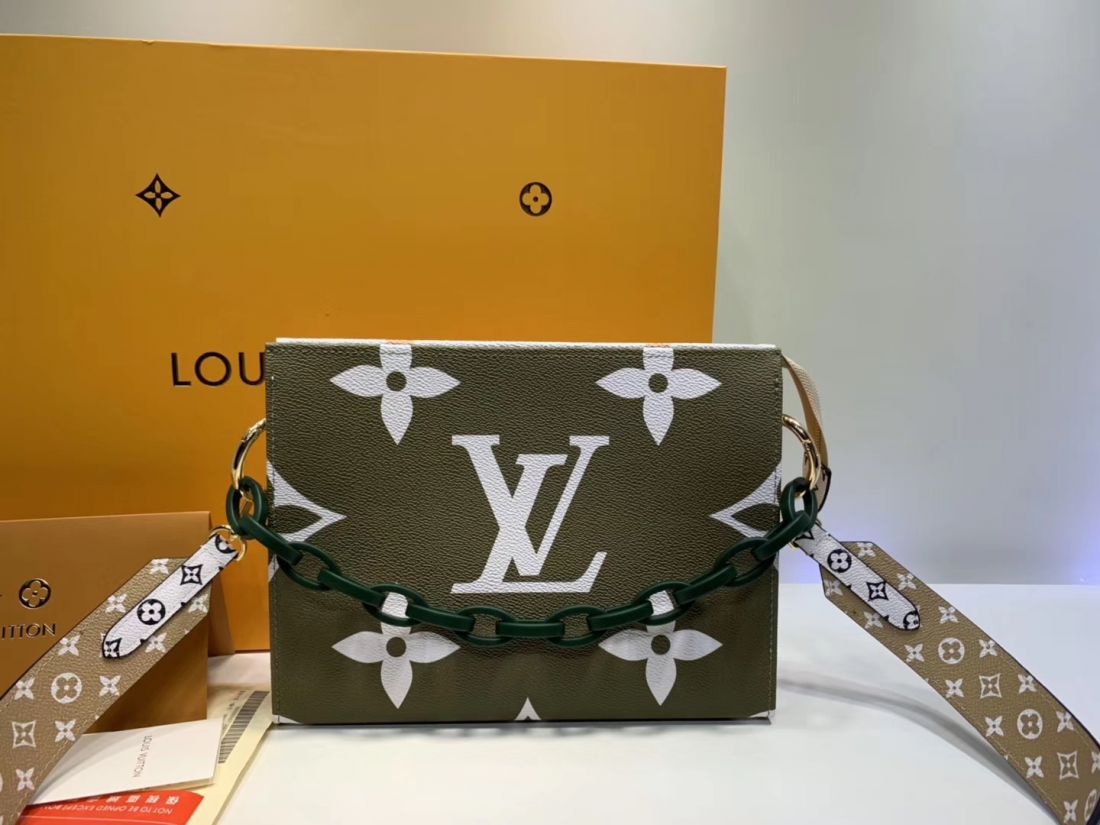 Клатч Louis Vuitton Toilet Pouch
