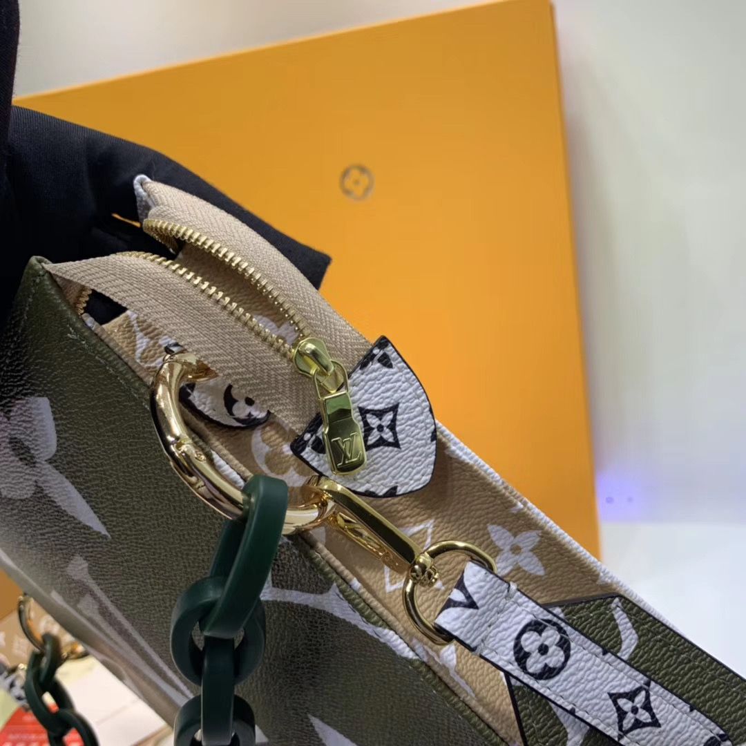 Клатч Louis Vuitton Toilet Pouch