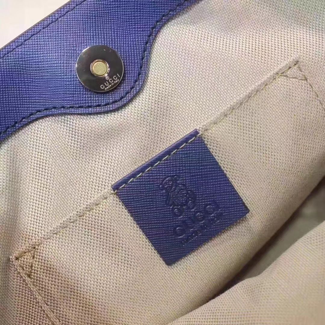 Gucci 21 x 20 x 10 cm