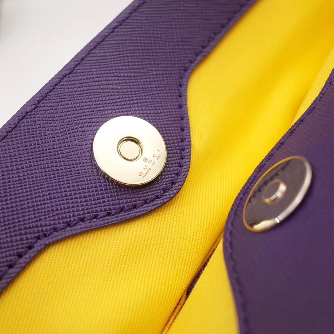 Gucci 21 x 20 x 10 cm