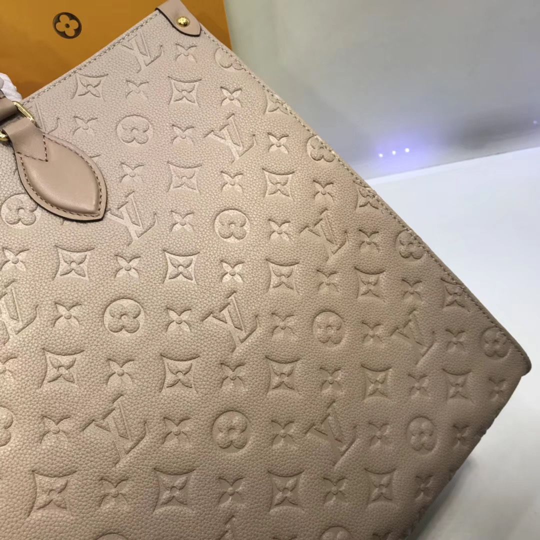Сумка Louis Vuitton ONTHEGO