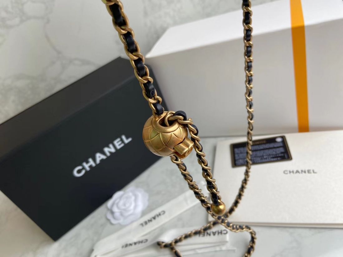 CHANEL Shoulder Flap Bag 20 cm