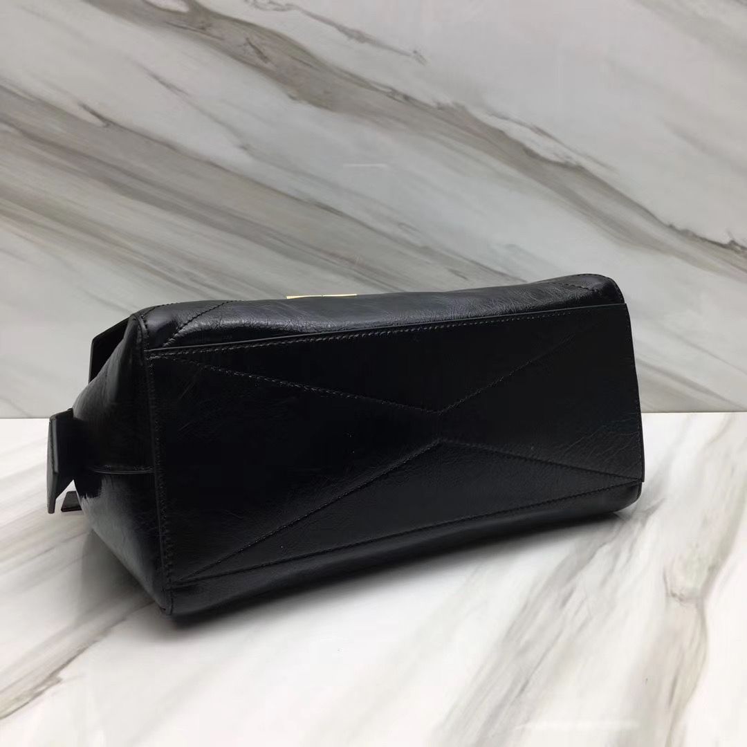 Givenchy ID Medium 29 cm