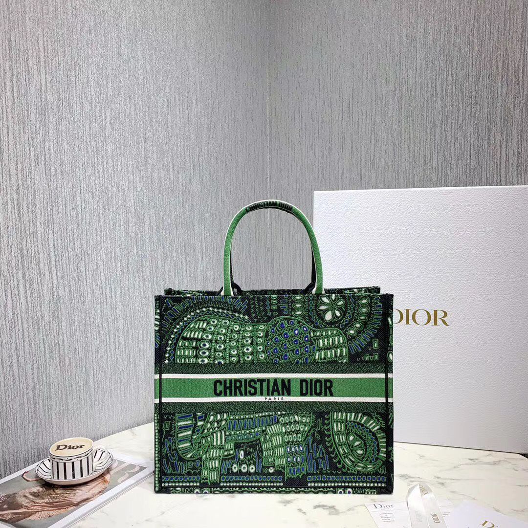 Dior Tote Book 41 cm