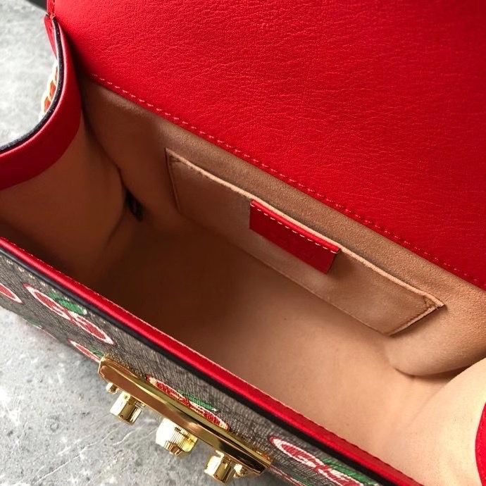 Gucci 20 cm