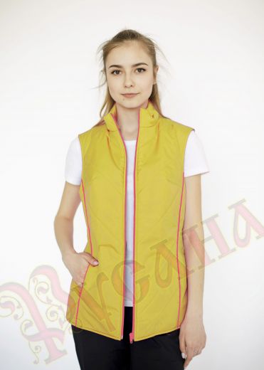 Жилет женский стеганный с кантом
