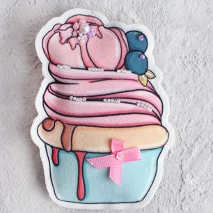 Набор для шитья текстильного брелока-подвески Пирожное