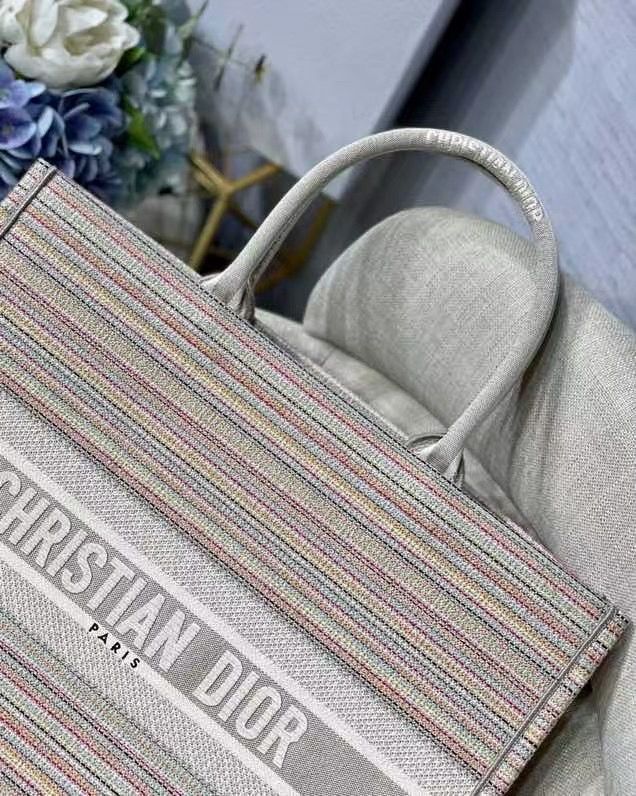 Dior Book Tote 41cm