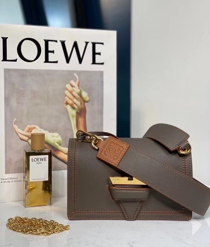 LOEWE 24х14х10cm