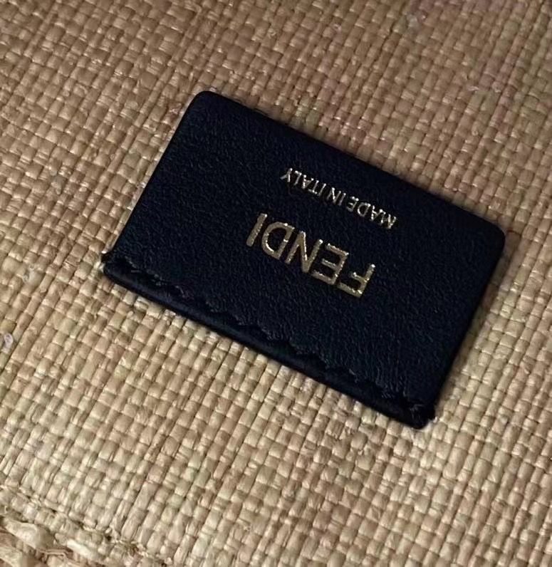 Fеndi Sаshinе 36x32x13 cm