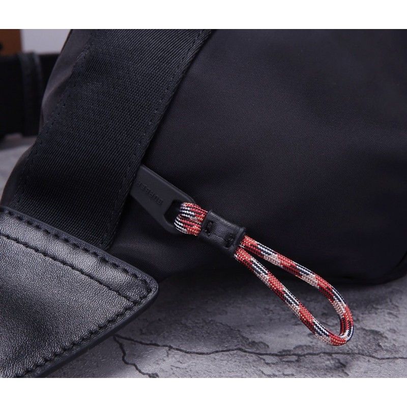 Burberry 31 * 16 * 7,5